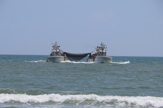 twin fishing boat
