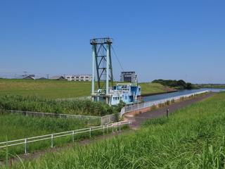 dredger